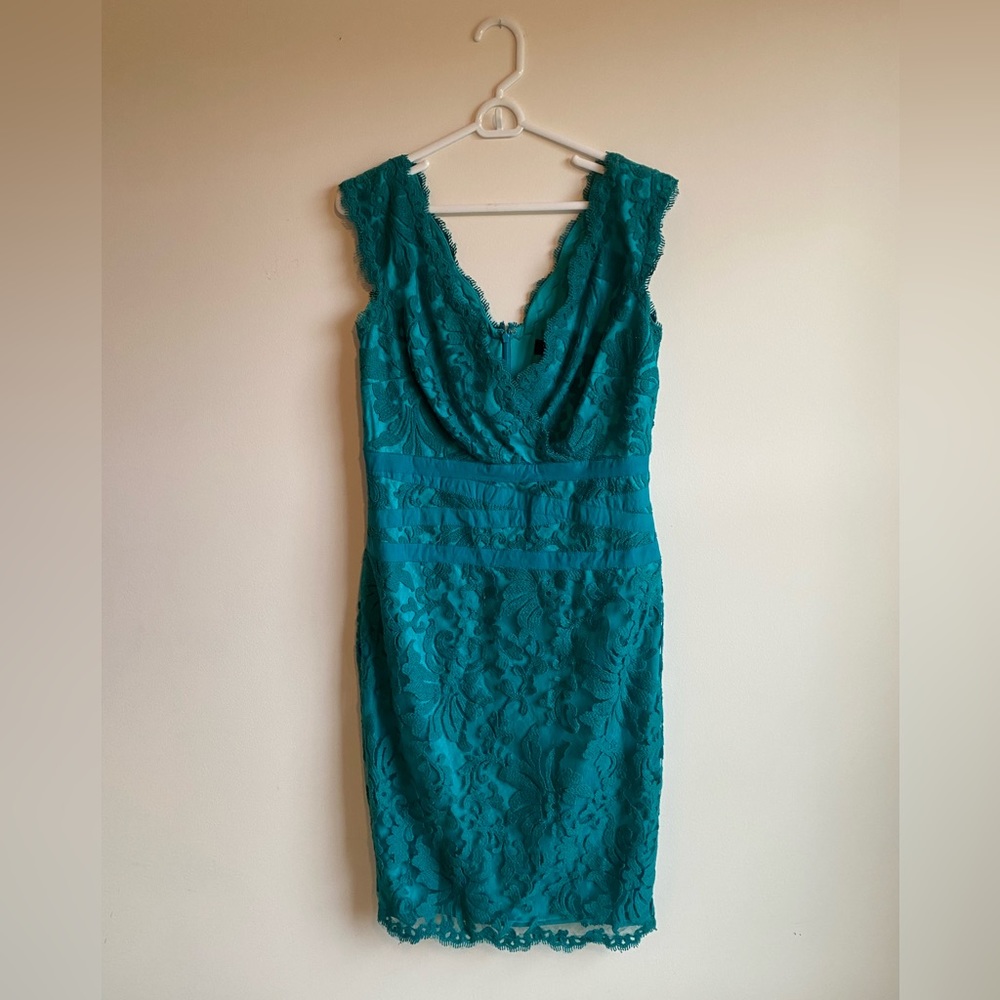 Tadashi Shoji Pailette Embroidered Banded Dress, Size 12